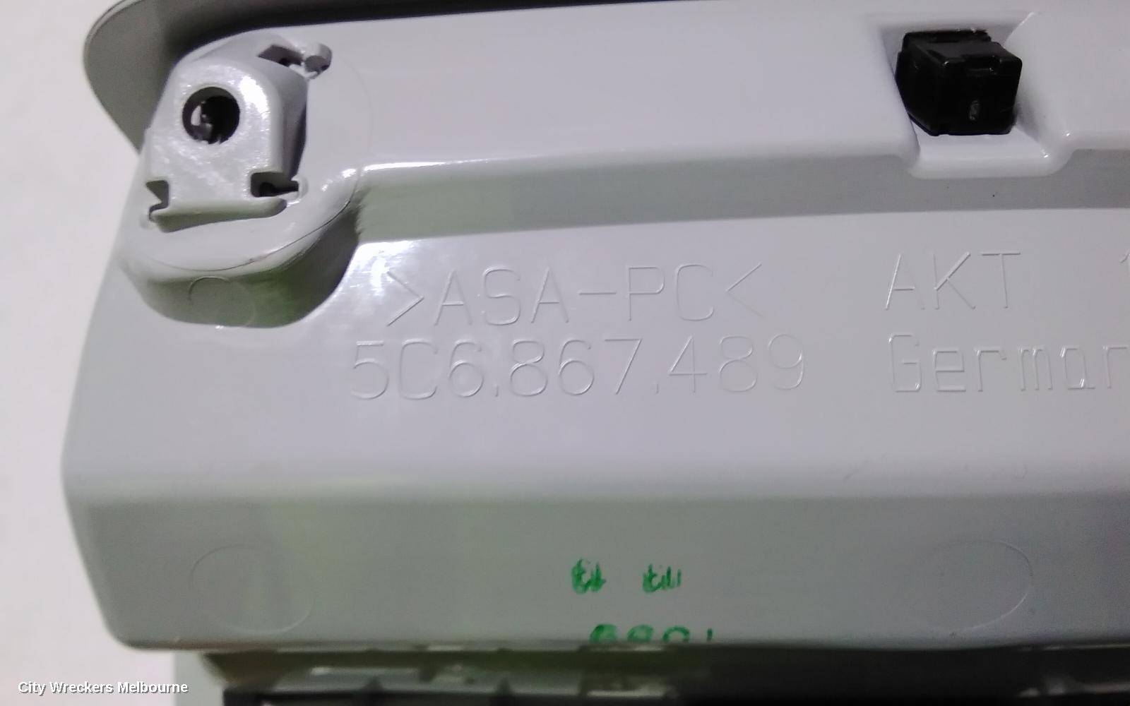 VOLKSWAGEN JETTA COURTESY LIGHT, FRONT (CENTRE), NON SUNROOF CONTROLS TYPE, 1B, 02/2011 - 10/2014