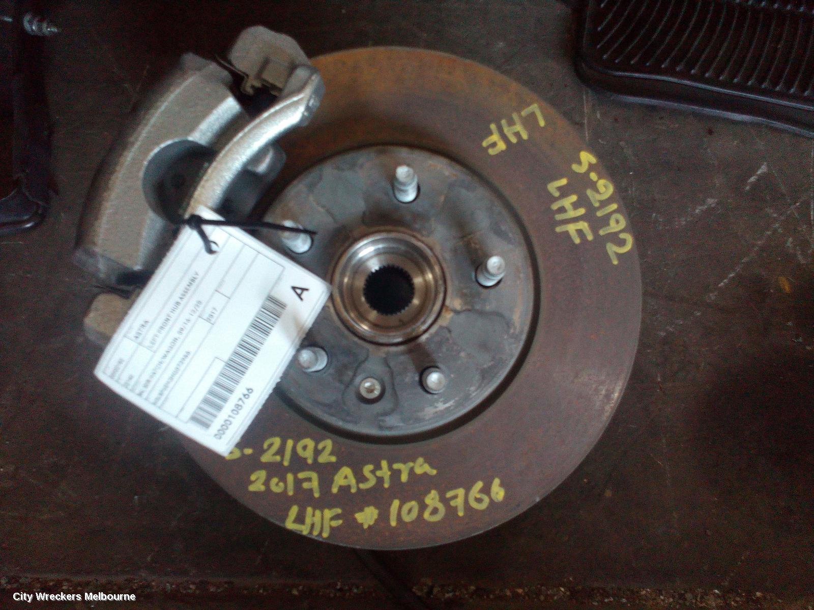 HOLDEN ASTRA LEFT FRONT HUB ASSEMBLY, BK, 5DR HATCH/WAGON, 09/2016 - 12/2020