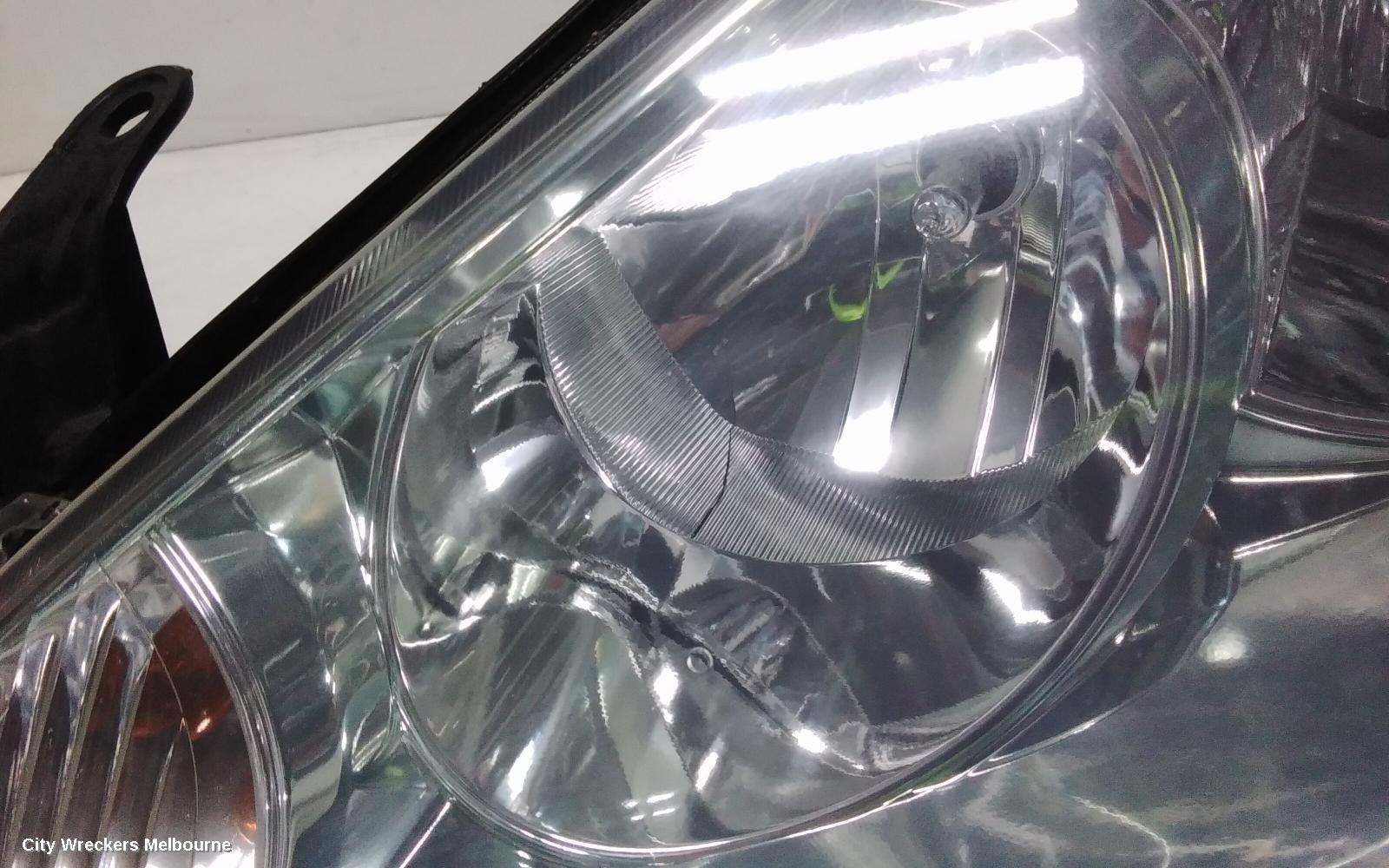 TOYOTA ESTIMA LEFT HEADLAMP, XR30/2040, BLUE HID TYPE, LENS# 28-165, 03-06 (IMPORT)