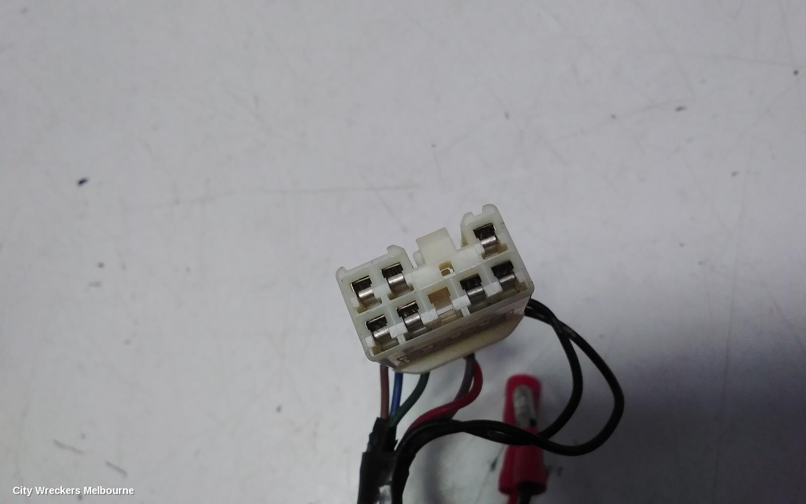 TOYOTA ESTIMA RIGHT DOOR MIRROR, XR30/XR40, 7 WIRE, BIG PLUG, CHROME COVER, BLUE GLASS, 03-06 (IMPORT)