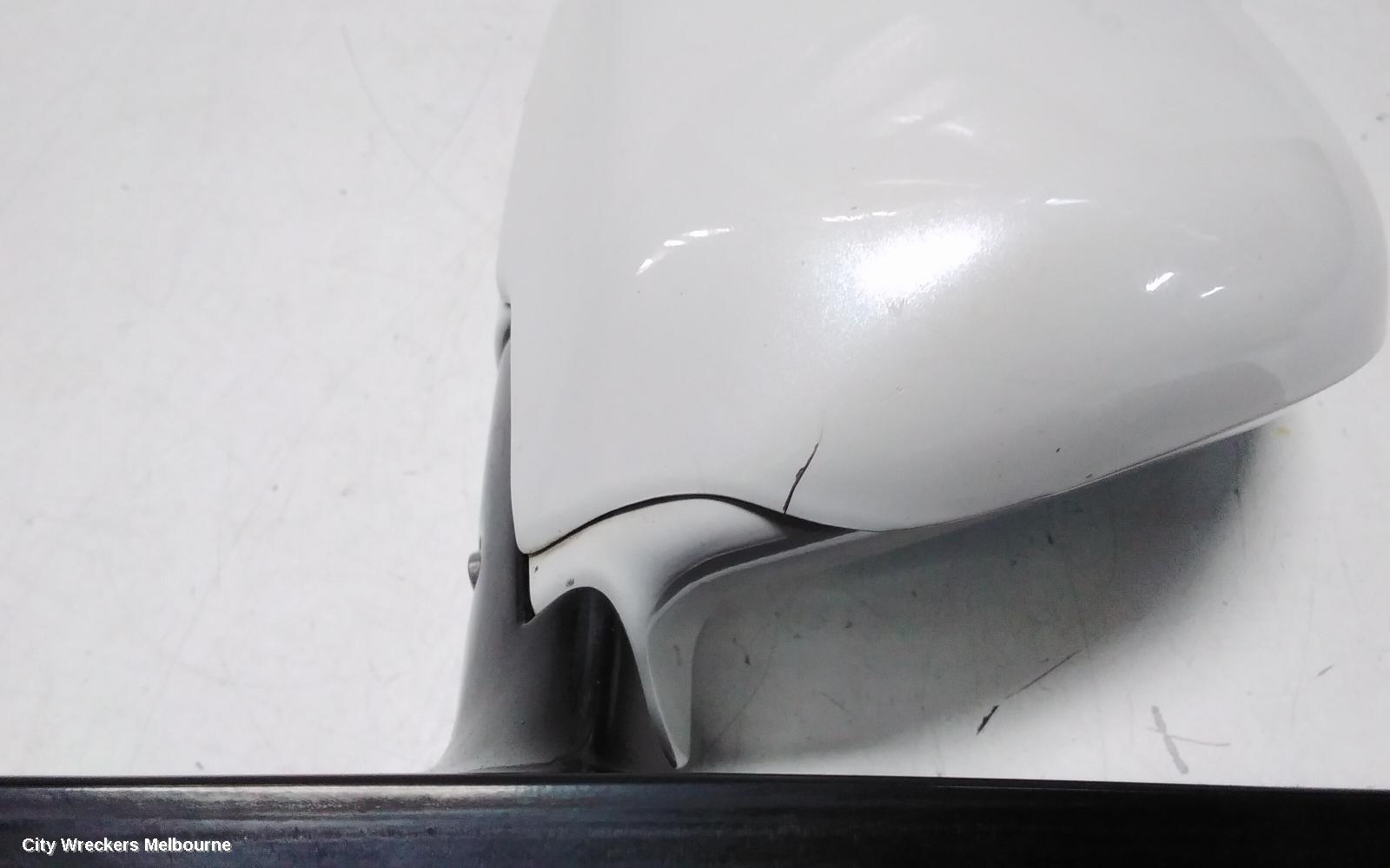 TOYOTA ESTIMA RIGHT DOOR MIRROR, XR30/XR40, 7 WIRE, BIG PLUG, CHROME COVER, BLUE GLASS, 03-06 (IMPORT)