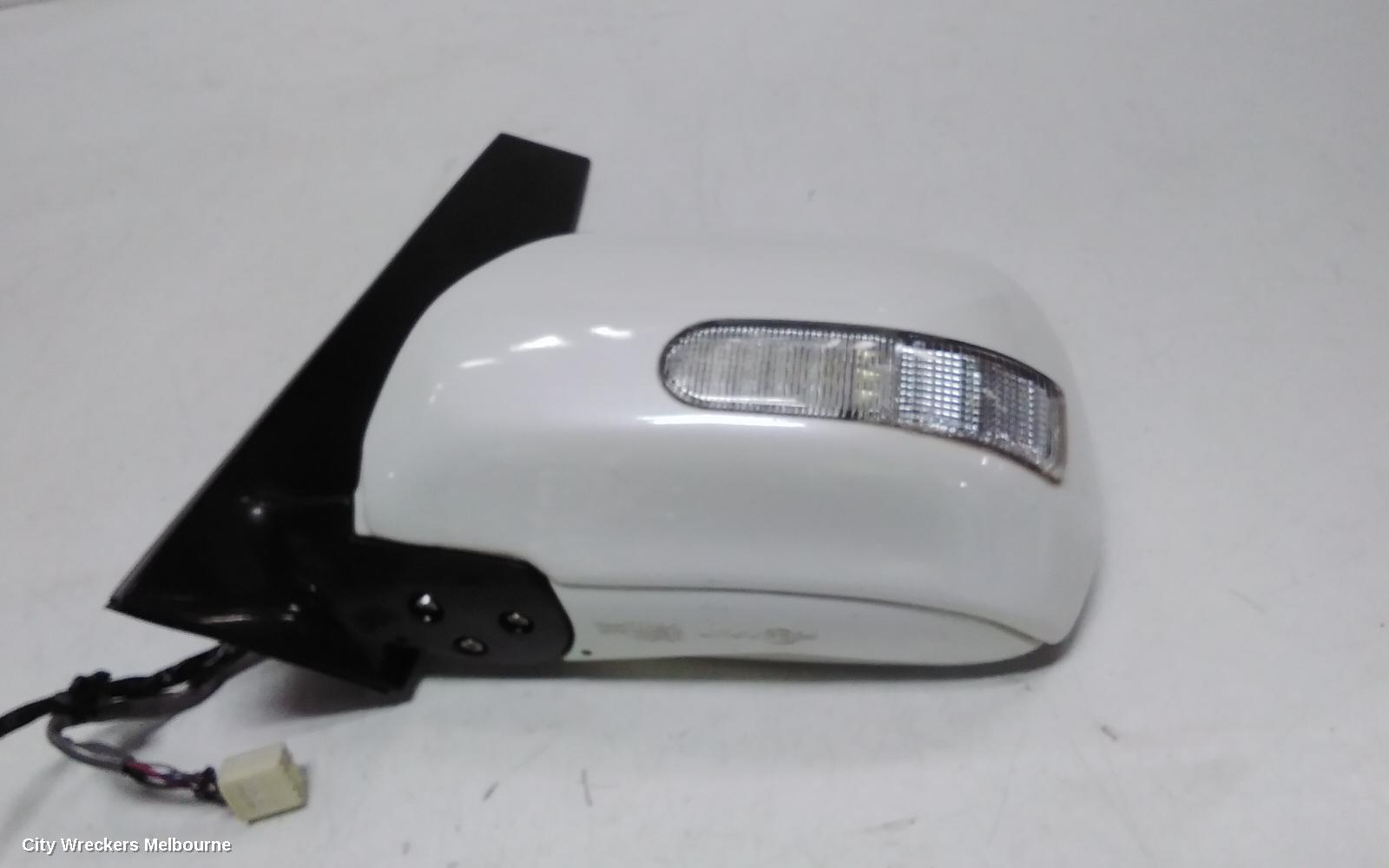 TOYOTA ESTIMA LEFT DOOR MIRROR, XR30/XR40, 7 WIRE, BIG PLUG, NATURAL BLACK, CLEAR GLASS, 03-06 (IMPORT)