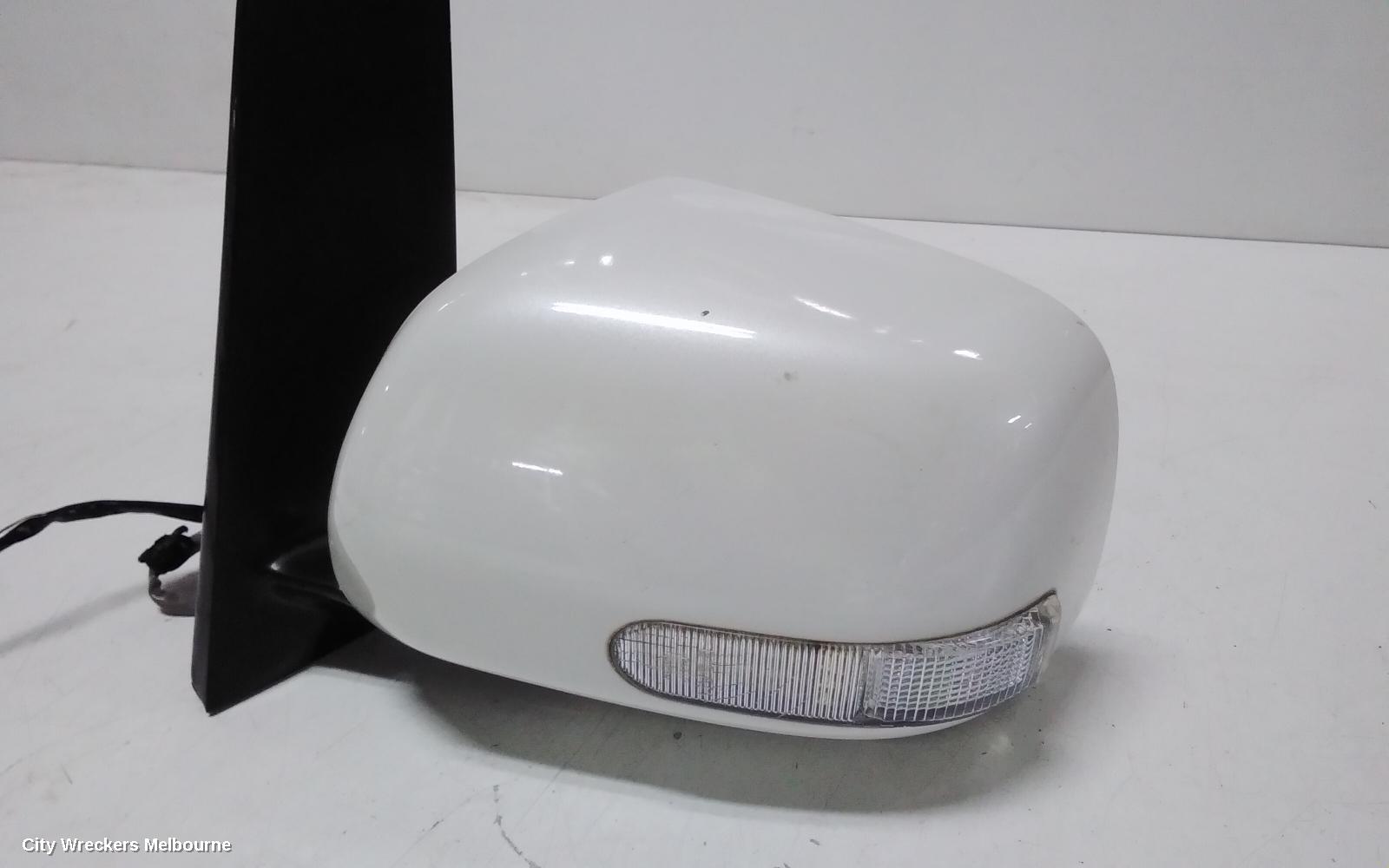 TOYOTA ESTIMA LEFT DOOR MIRROR, XR30/XR40, 7 WIRE, BIG PLUG, NATURAL BLACK, CLEAR GLASS, 03-06 (IMPORT)
