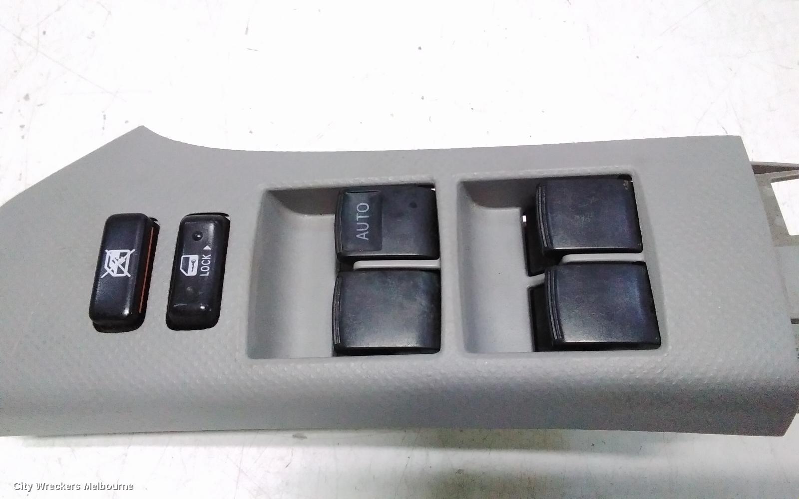 TOYOTA YARIS PWR DR WIND SWITCH, RH FRONT (MASTER SWITCH), 4 SWITCH TYPE, 5DR HATCH/SEDAN, NCP9#, 10/2005 ONWARDS