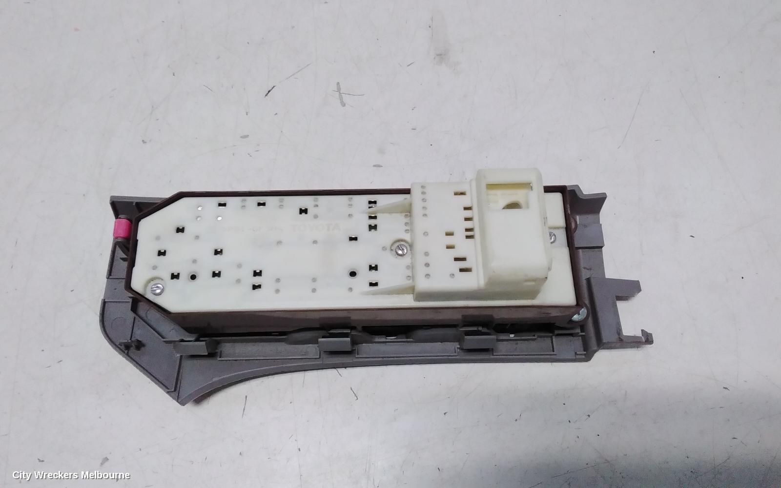 TOYOTA YARIS PWR DR WIND SWITCH, RH FRONT (MASTER SWITCH), 4 SWITCH TYPE, 5DR HATCH/SEDAN, NCP9#, 10/2005 ONWARDS