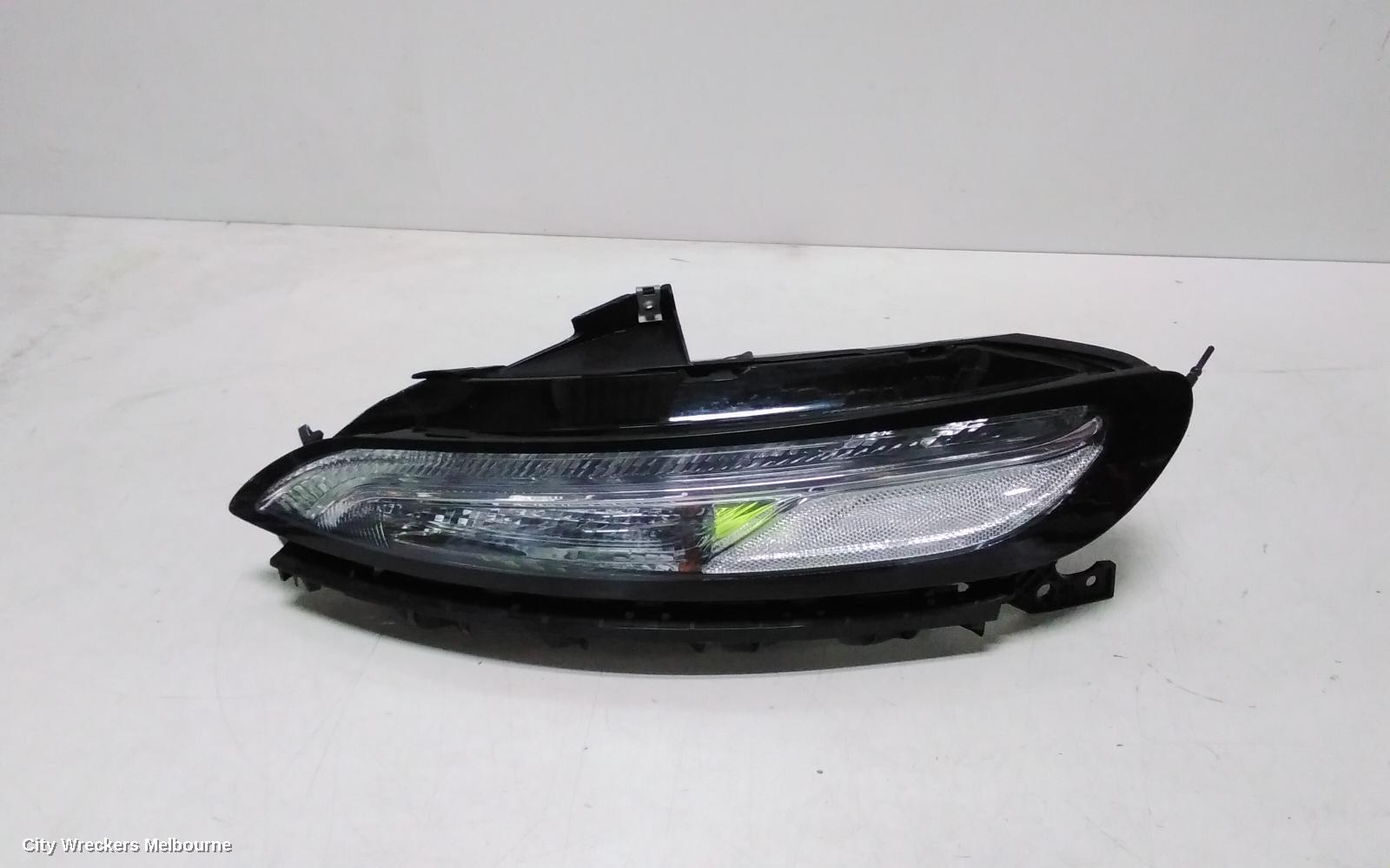 JEEP CHEROKEE LEFT INDICATOR/FOG/SIDE, DAYTIME RUNNING LAMP, KL, 02/2014 - 03/2018