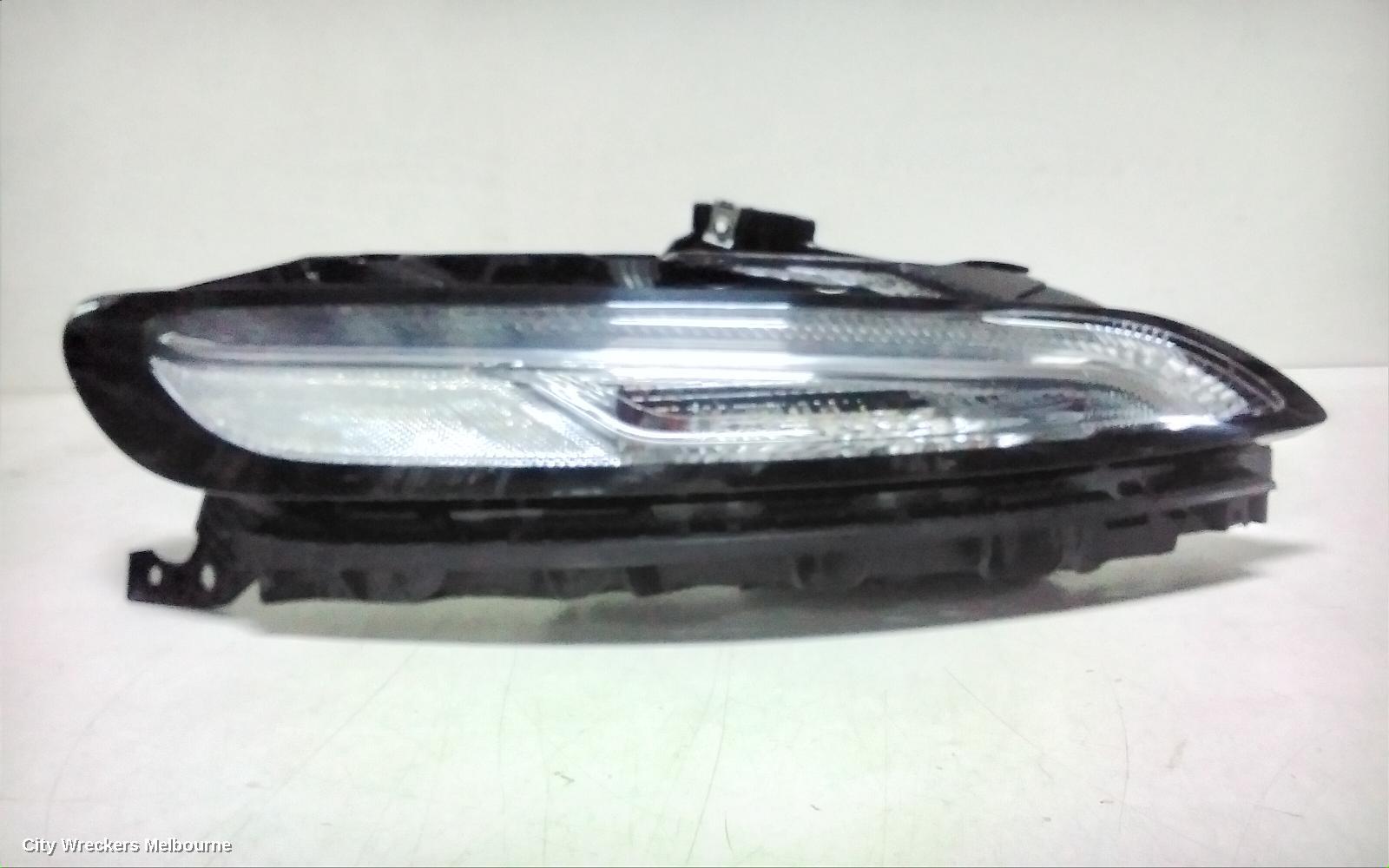 JEEP CHEROKEE RIGHT INDICATOR/FOG/SIDE, DAYTIME RUNNING LAMP, KL, 02/2014 - 03/2018