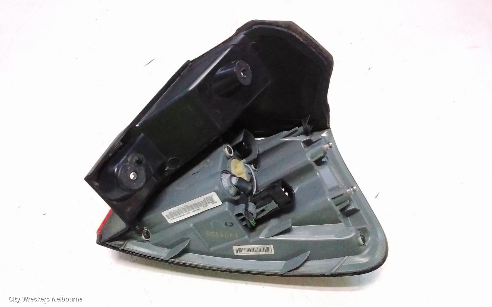 JEEP CHEROKEE LEFT TAILLIGHT, KL, IN BODY, 02/2014 - 03/2018