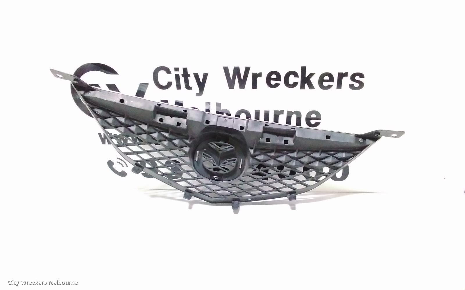 MAZDA 6 GRILLE, RADIATOR GRILLE, GG/GY, CHROME MESH TYPE, 09/2002 - 07/2005