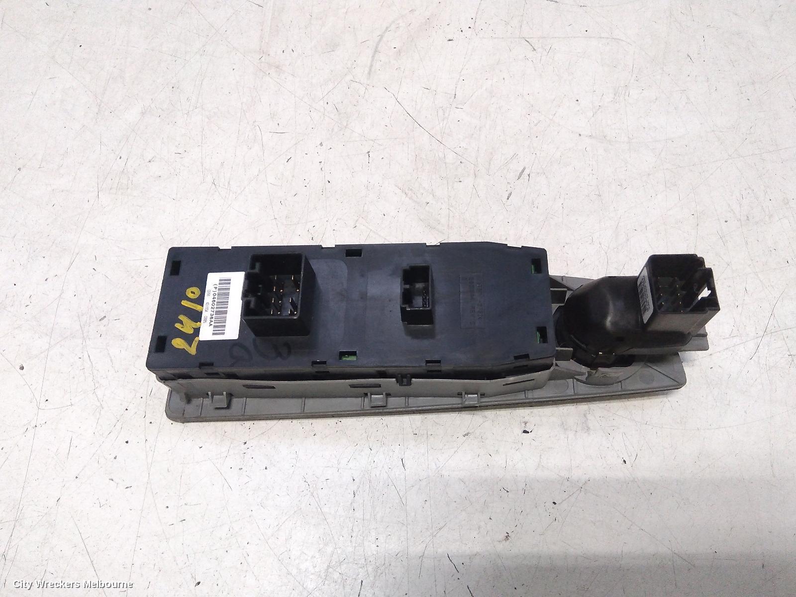 CHRYSLER 300C PWR DR WIND SWITCH, RH FRONT (MASTER SWITCH), NON ILLUMINATION, LH & RH FRONT AUTO WINDOWS, P/N 04602781AA, 11/2005 - 12/2011