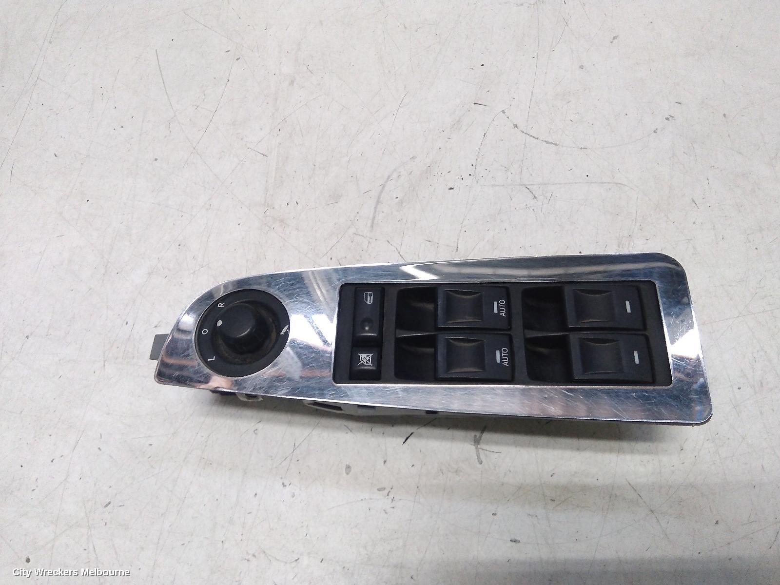 CHRYSLER 300C PWR DR WIND SWITCH, RH FRONT (MASTER SWITCH), NON ILLUMINATION, LH & RH FRONT AUTO WINDOWS, P/N 04602781AA, 11/2005 - 12/2011