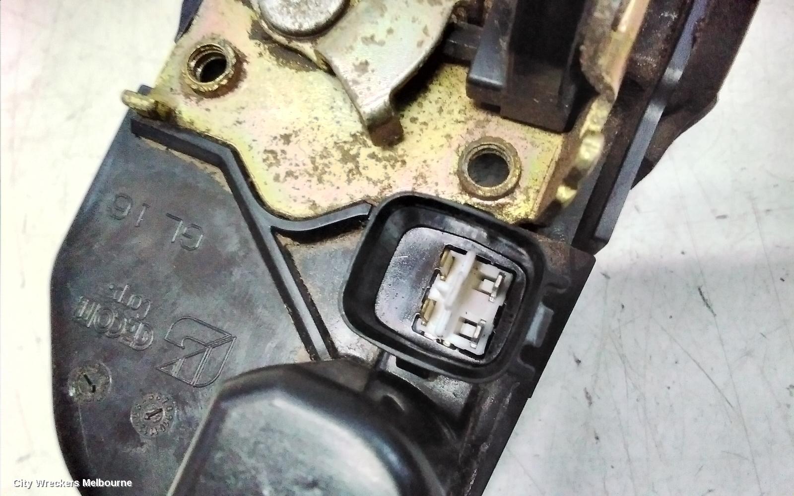 CHRYSLER 300C DOOR/BOOT/GATE LOCK, LEFT FRONT DOOR LOCK, SEDAN/WAGON, 11/2005 - 12/2011