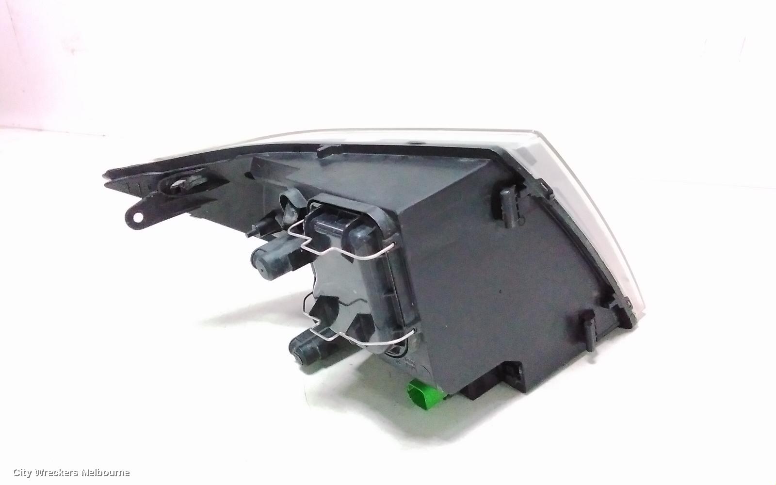 FORD TRANSIT RIGHT HEADLAMP, VM SI-II, 09/2006 - 02/2014