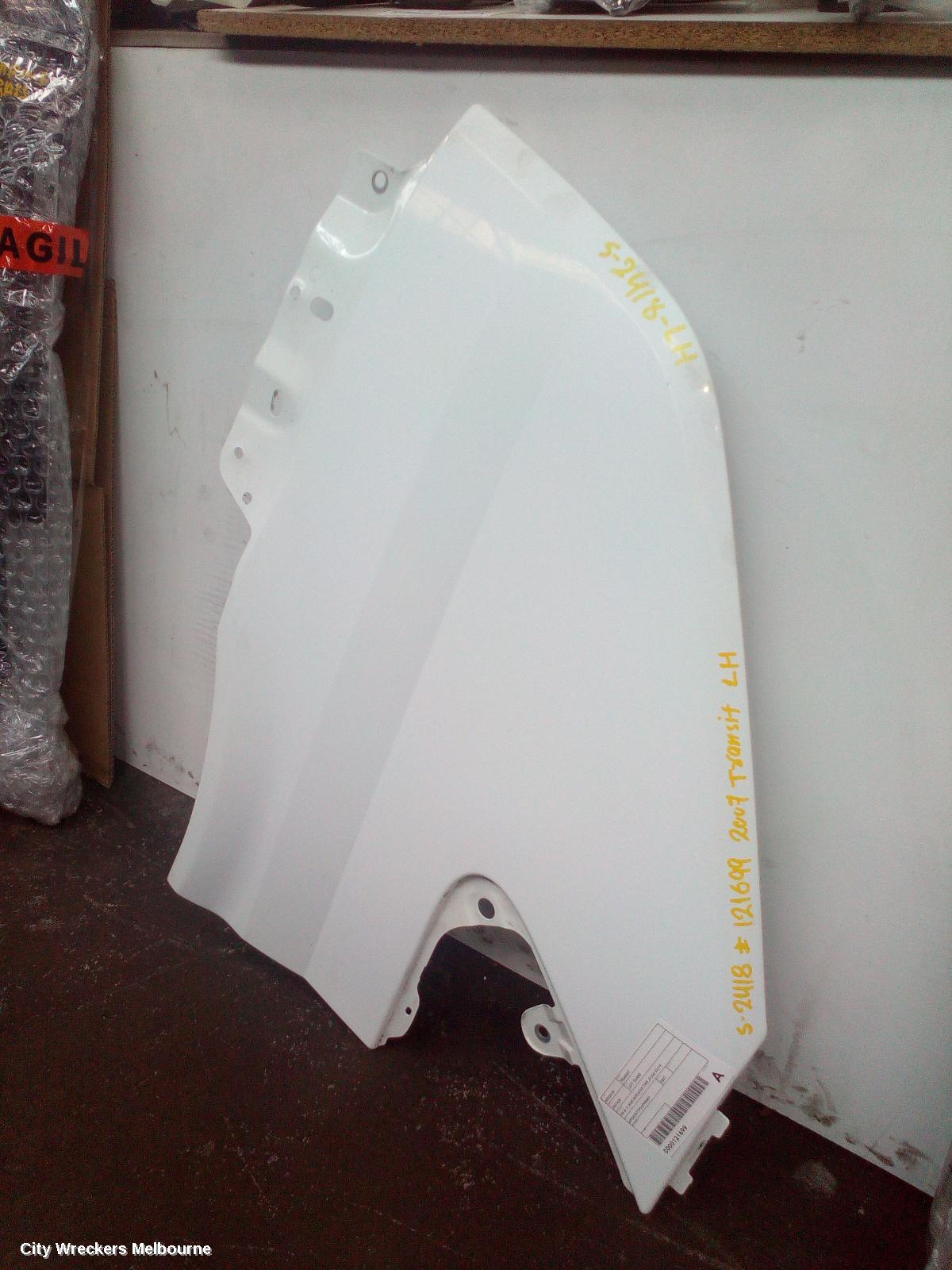 FORD TRANSIT LEFT GUARD, VM SI-II, NON REPEATER TYPE,09/2006 - 02/2014