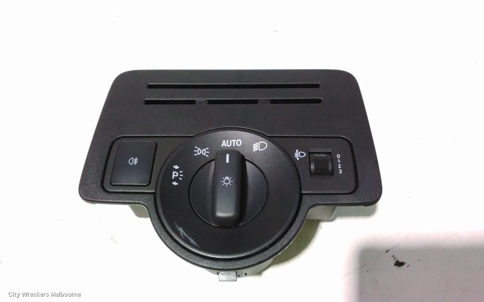 MERCEDES VITO COMBINATION SWITCH, 447, HEADLAMP SWITCH, 03/2015 ONWARDS