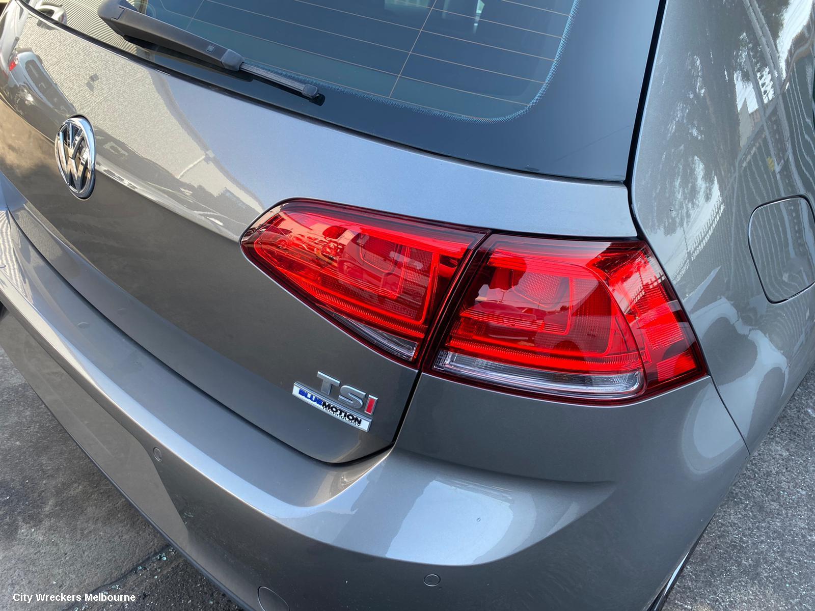 VOLKSWAGEN GOLF RIGHT TAILLIGHT, GEN 7, HATCH, 03/2013 - 03/2017