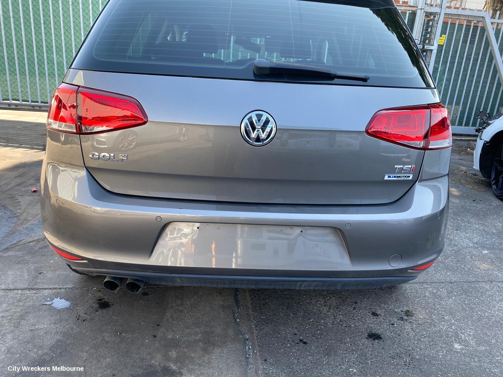 VOLKSWAGEN GOLF RIGHT TAILLIGHT, GEN 7, HATCH, 03/2013 - 03/2017