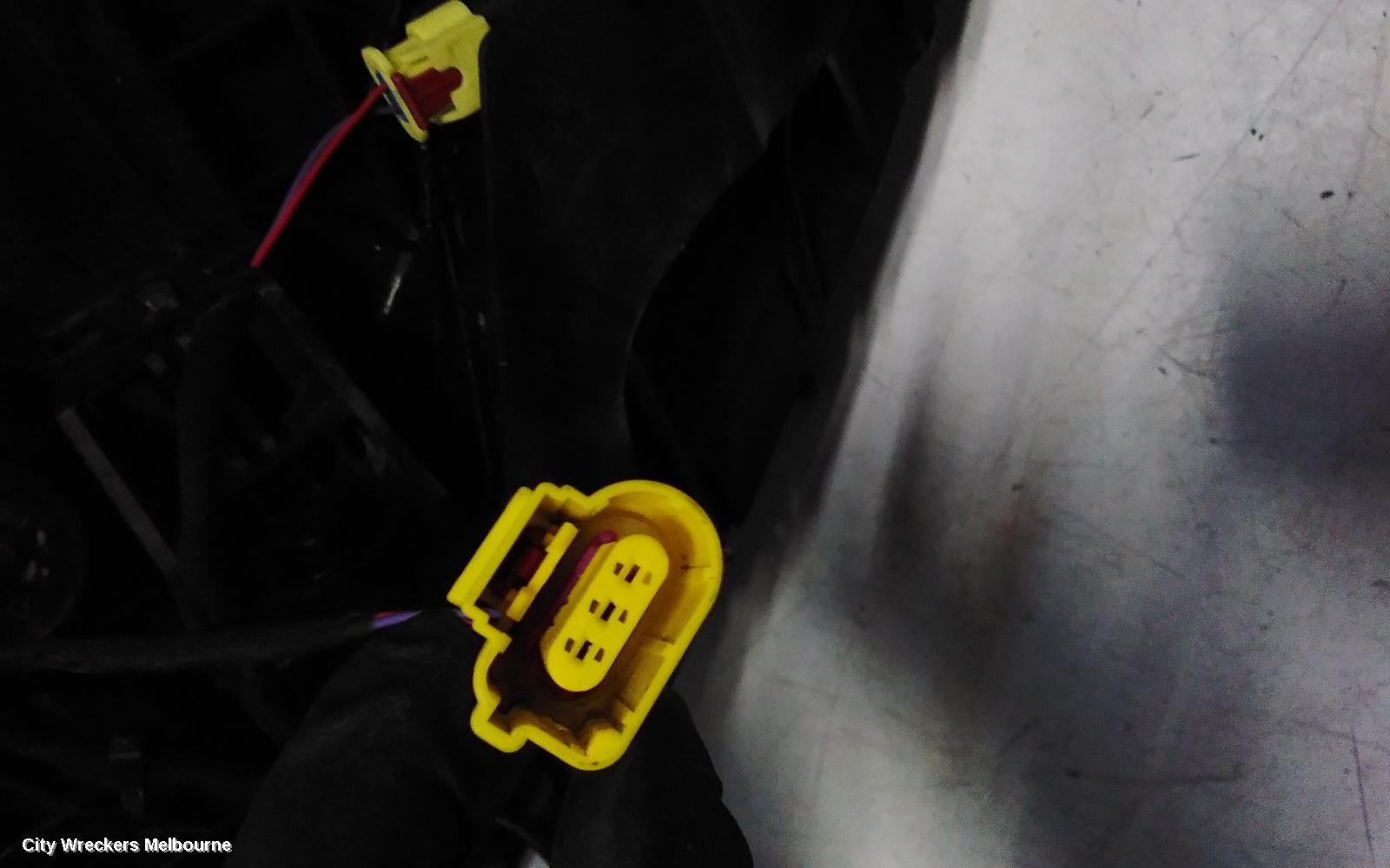 AUDI Q7 RIGHT HEADLAMP, 4M, LED, NON MATRIX TYPE, 09/2015 - 03/2020