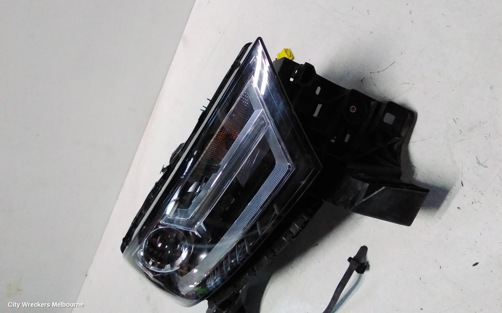 AUDI Q7 RIGHT HEADLAMP, 4M, LED, NON MATRIX TYPE, 09/2015 - 03/2020