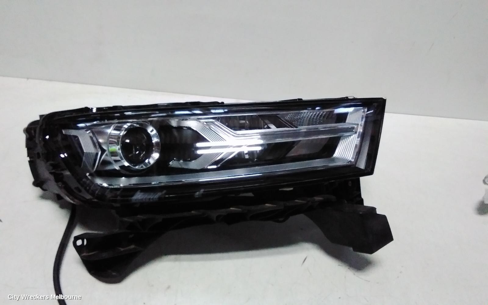 AUDI Q7 RIGHT HEADLAMP, 4M, LED, NON MATRIX TYPE, 09/2015 - 03/2020