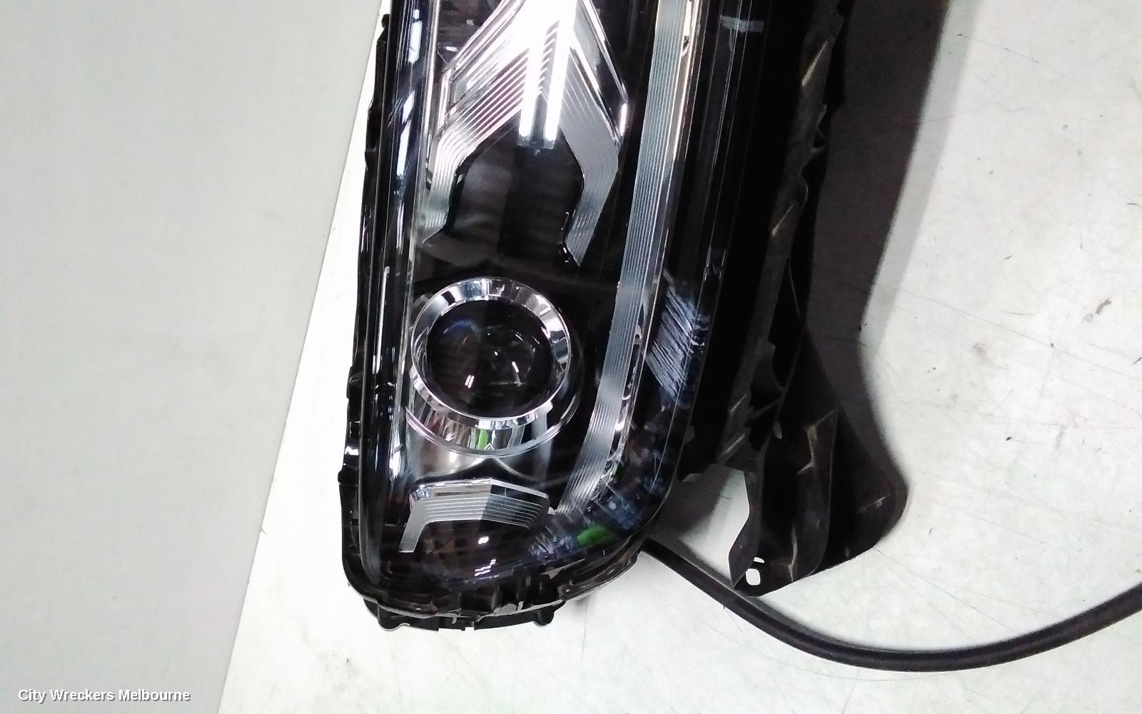 AUDI Q7 RIGHT HEADLAMP, 4M, LED, NON MATRIX TYPE, 09/2015 - 03/2020