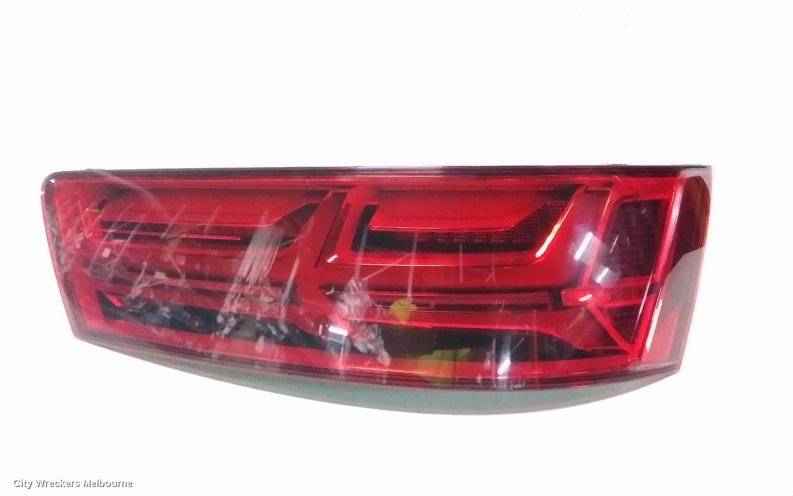 AUDI Q7 RIGHT TAILLIGHT, 4M, IN LIFTGATE, OPT 8SK 4PIN, 09/2015 - 03/2020