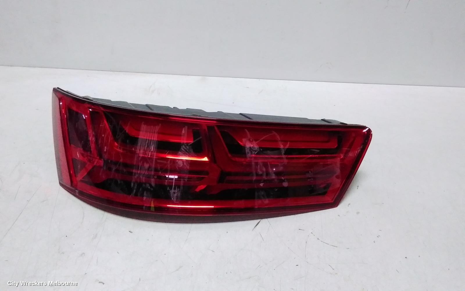 AUDI Q7 LEFT TAILLIGHT, 4M, IN LIFTGATE, OPT 8SK 4PIN, 09/2015 - 03/2020