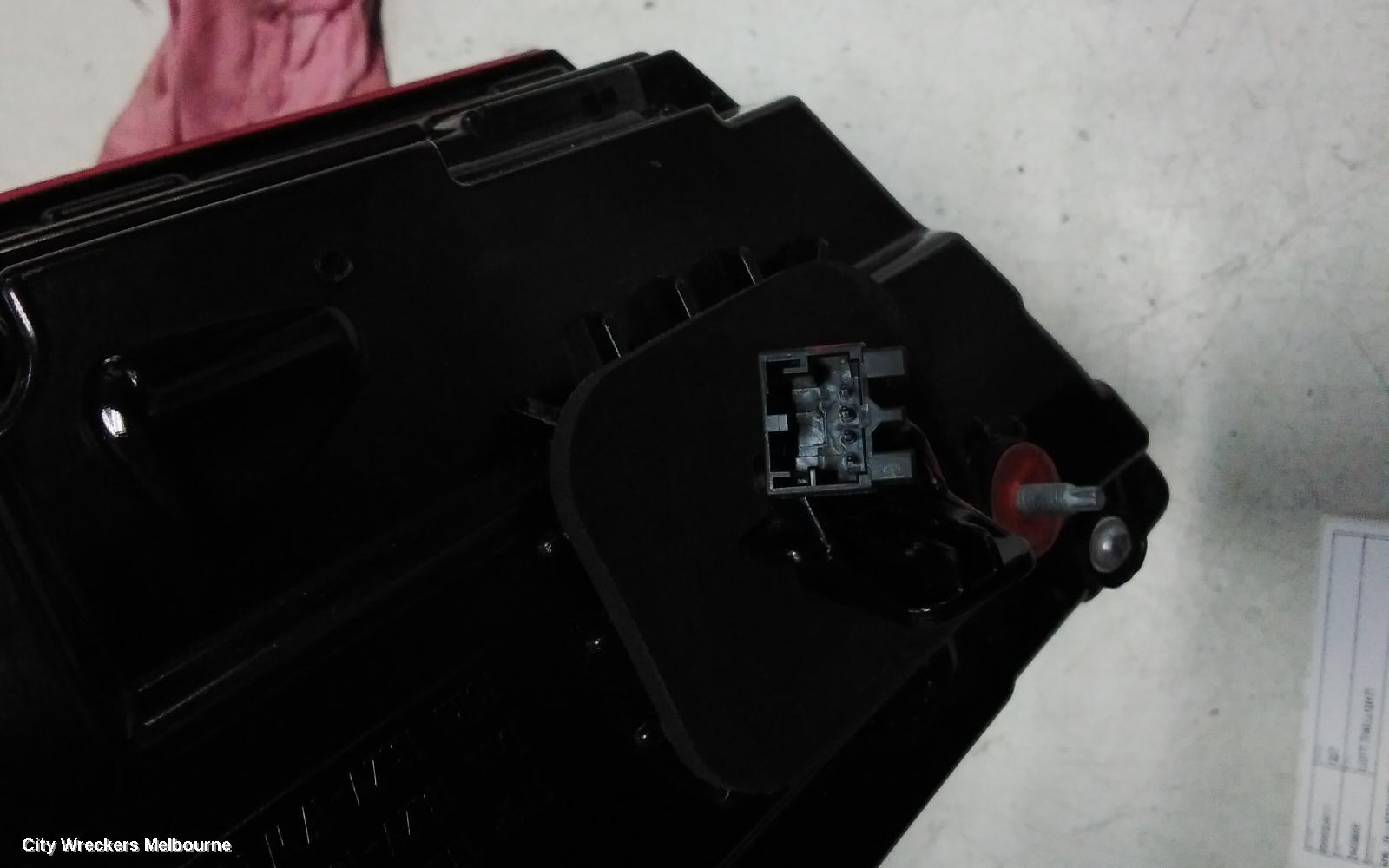 AUDI Q7 LEFT TAILLIGHT, 4M, IN LIFTGATE, OPT 8SK 4PIN, 09/2015 - 03/2020