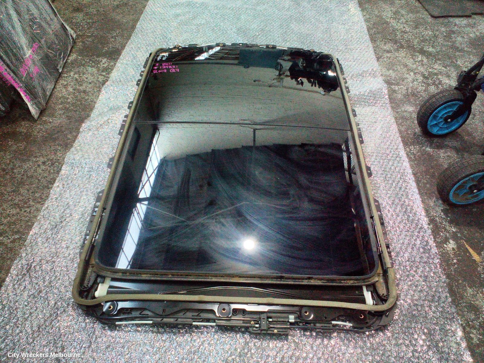AUDI Q7 ROOF GLASS/SUNROOF/T, 4M, 07/2015 ONWARDS