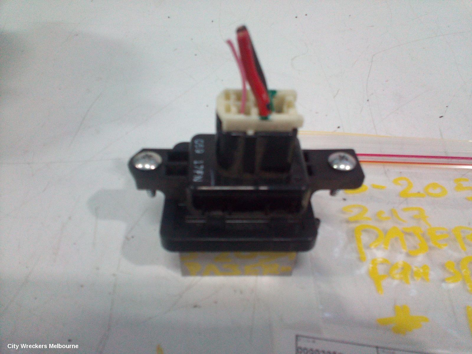 MITSUBISHI PAJERO FAN SPEED RESISTOR, QE, PAJERO SPORT, 10/2015 ONWARDS