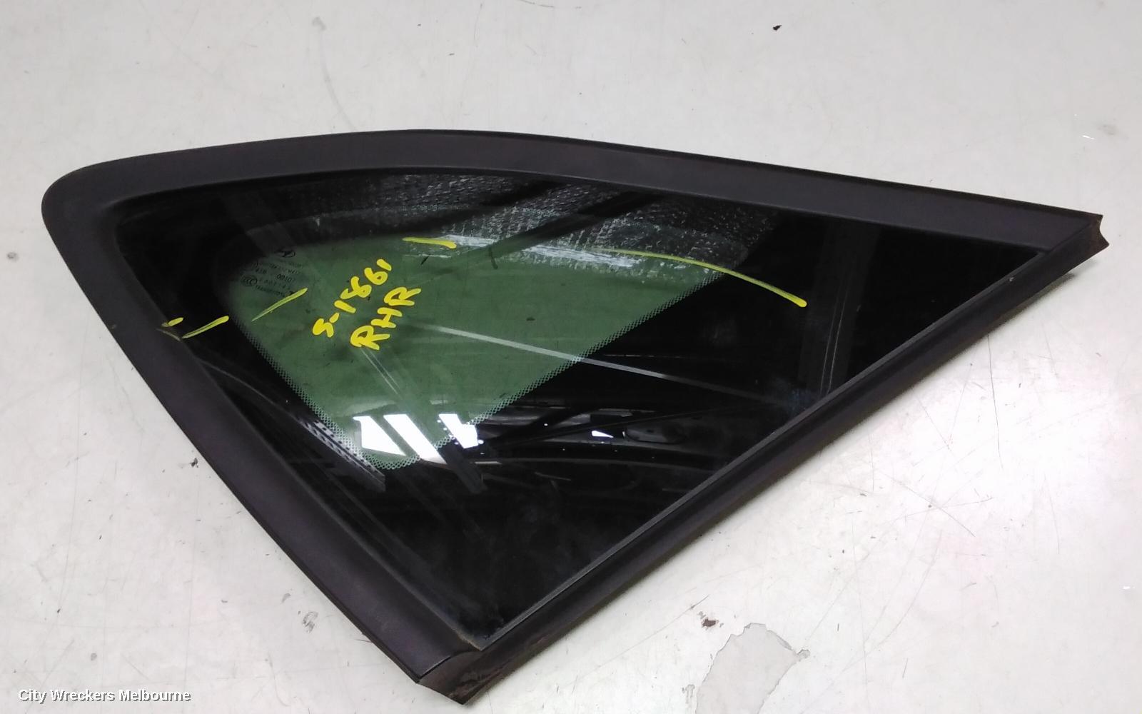 HYUNDAI TUCSON RIGHT REAR SIDE GLASS, TL, BLACK TRIM TYPE, 07/2015 - 01/2021