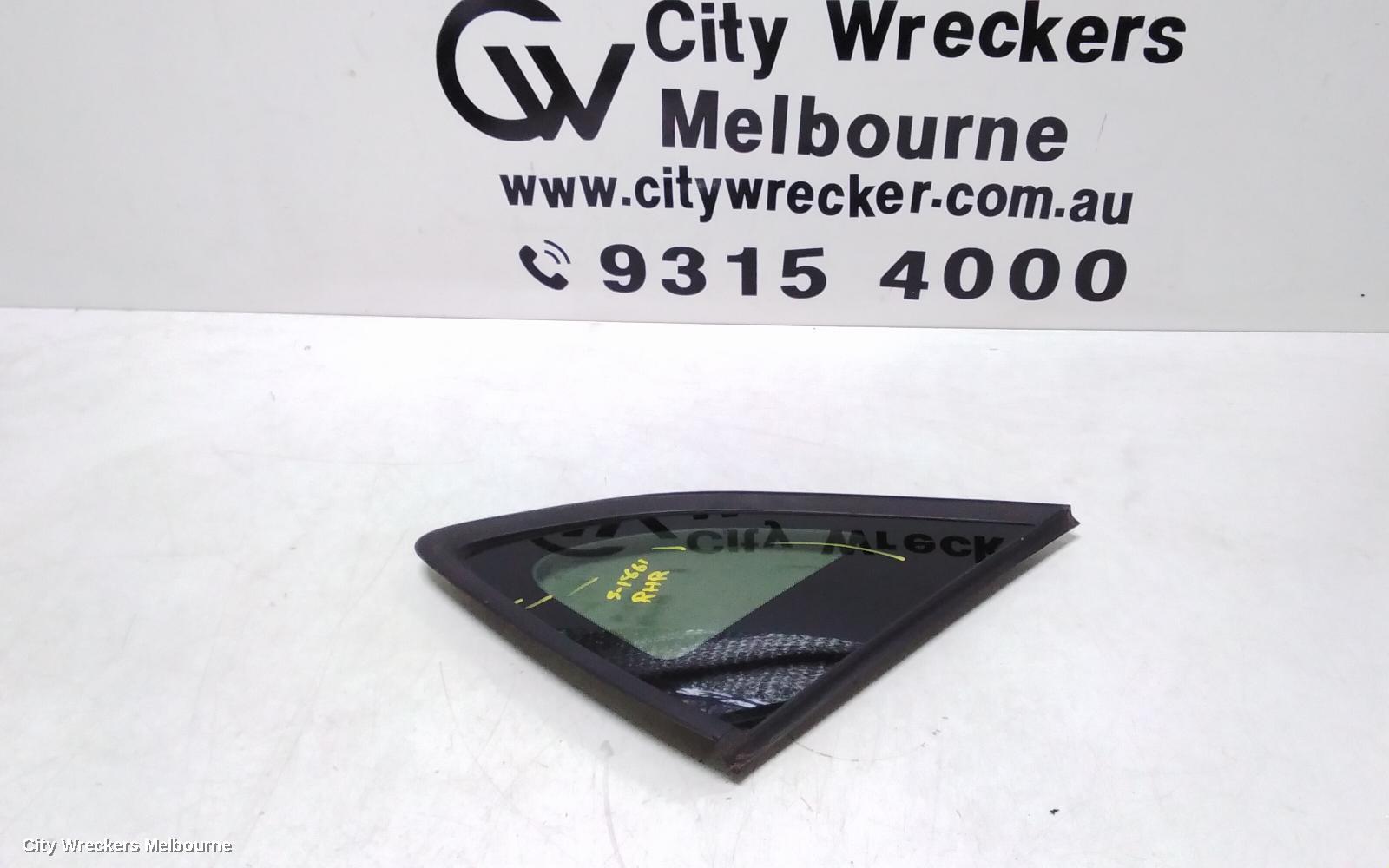 HYUNDAI TUCSON RIGHT REAR SIDE GLASS, TL, BLACK TRIM TYPE, 07/2015 - 01/2021