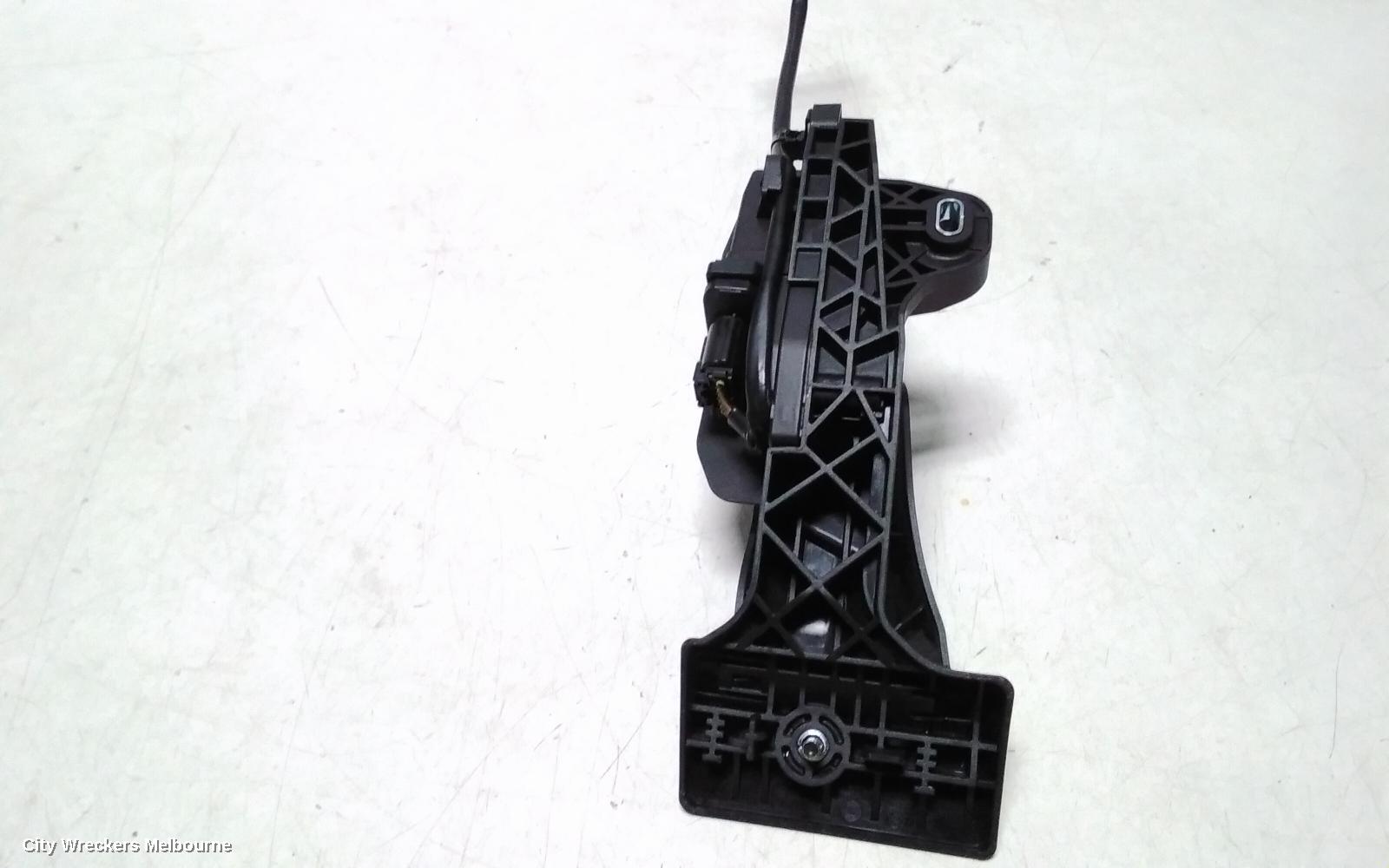 HYUNDAI TUCSON PEDAL ASSEMBLY, ACCELERATOR PEDAL (ELECTRONIC), 2.0, G4NC, PETROL, TL, 07/2015 - 01/2021