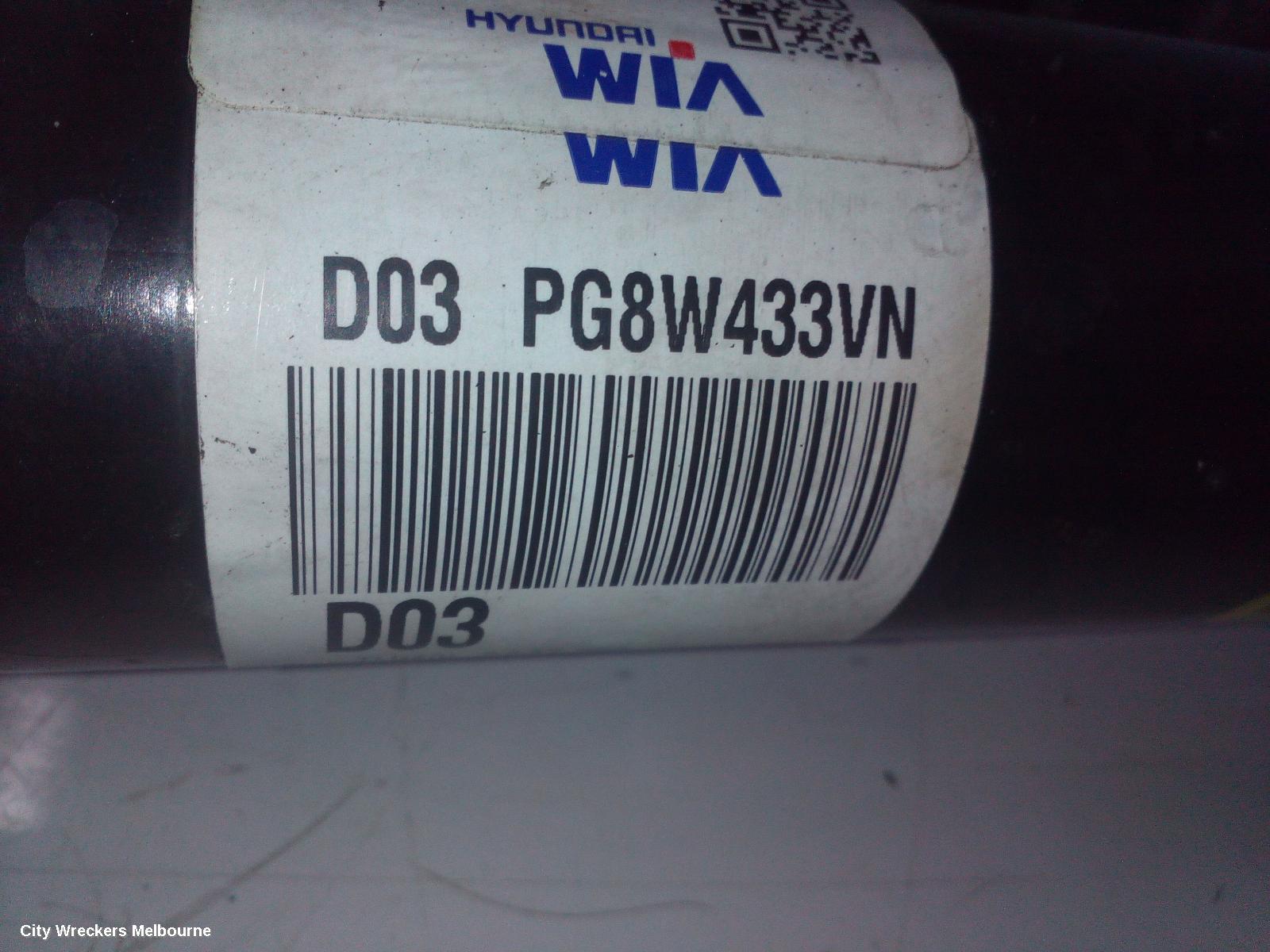 HYUNDAI TUCSON RIGHT DRIVESHAFT, FRONT, 2.0, G4NA, PETROL, AUTO T/M, TL, 07/2015 - 01/2021