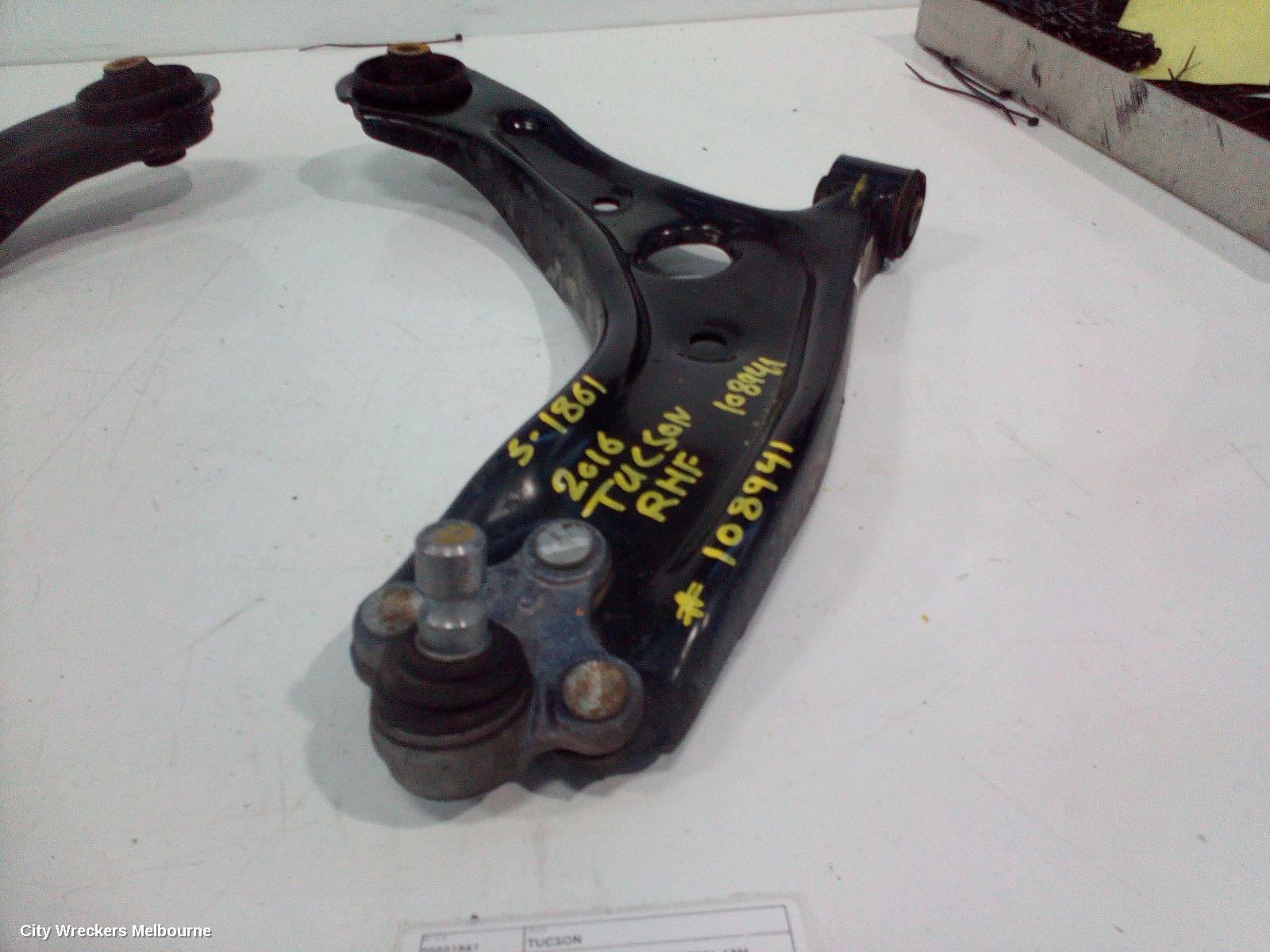 HYUNDAI TUCSON RIGHT FRONT LOWER CONTROL ARM, TL, CZECH BUILT (VIN TMAJ), 07/2015 - 06/2018