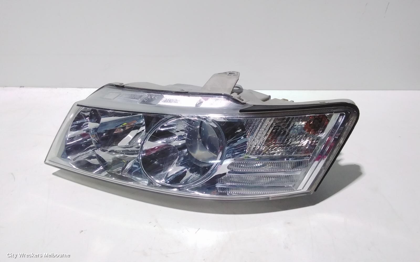 HOLDEN COMMODORE LEFT HEADLAMP, VY2, BERLINA, 08/2003 - 08/2004