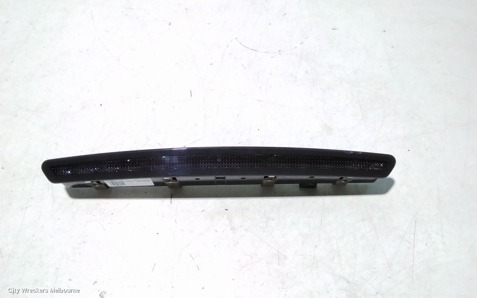 HOLDEN INSIGNIA REAR GARNISH, BOOTLID GARNISH (CENTRE), GA, 06/2015 - 01/2017