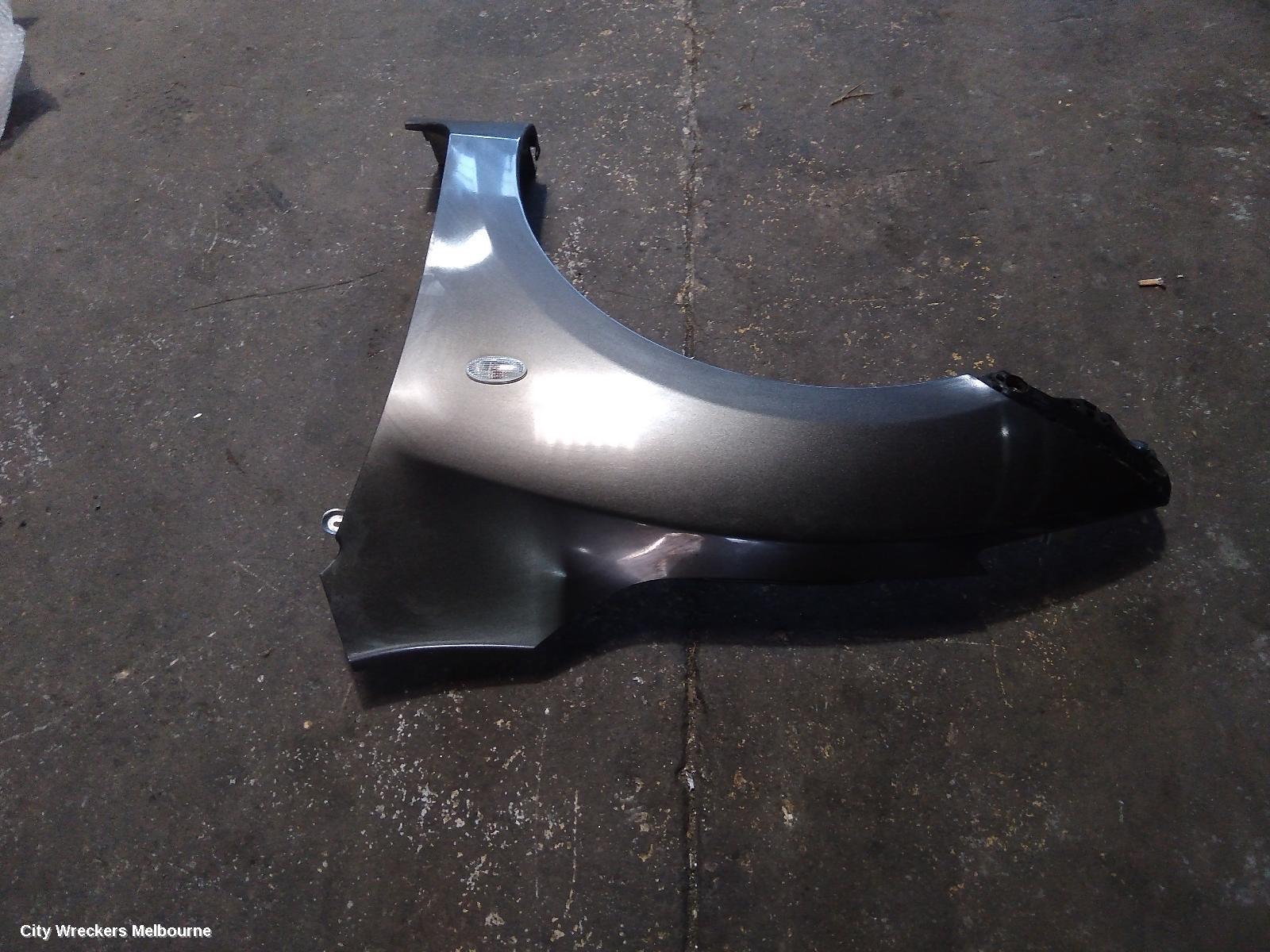 MAZDA 3 LEFT GUARD, BL, W/ REPEATER, NON SKIRT TYPE, NEO/MAXX, 04/2009 - 10/2013