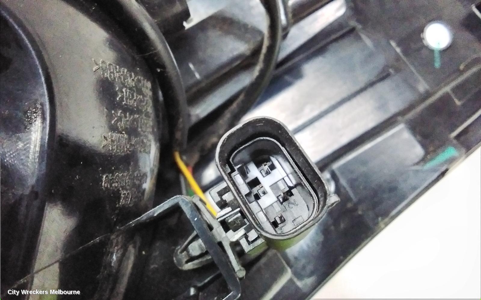 MG ZS RIGHT TAILLIGHT, IN BODY, AZS1, ZS TYPE, 09/2017 ONWARDS