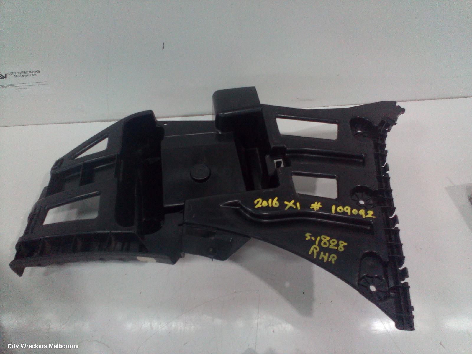 BMW X1, F48, 08/2015 - 06/2022, RHR BAR BRAKET: 109092