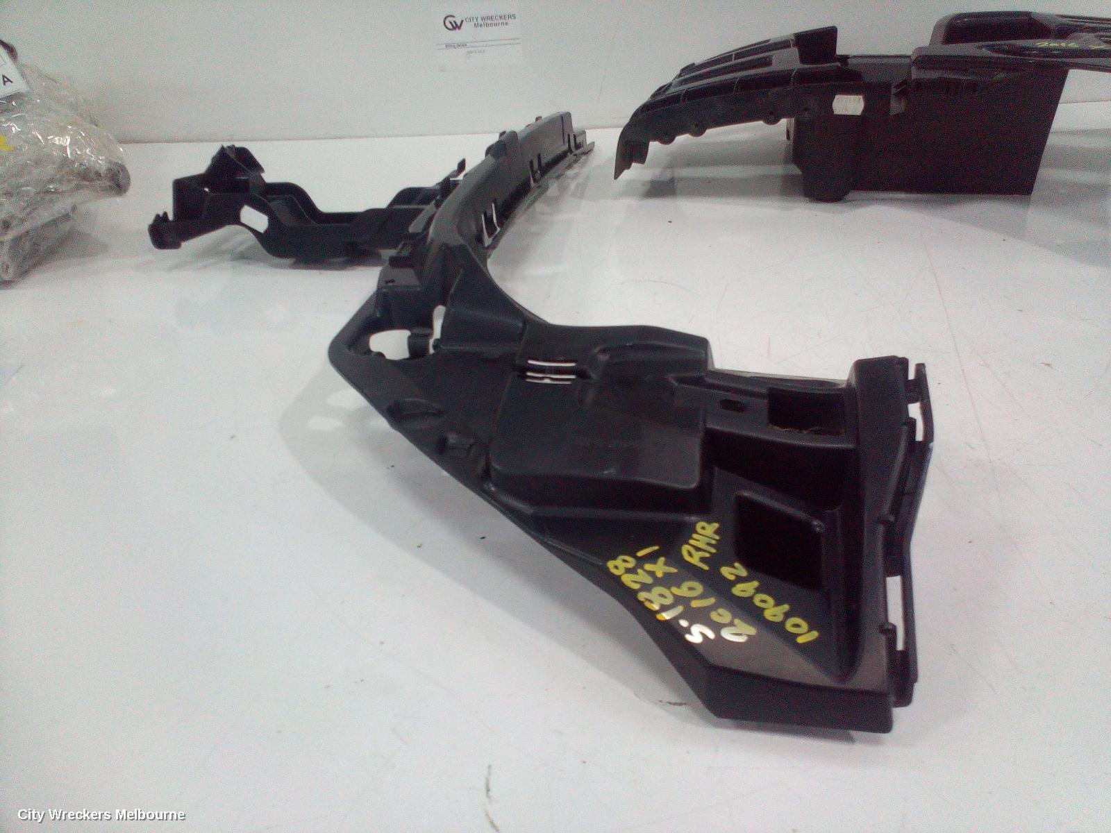 BMW X1, F48, 08/2015 - 06/2022, RHR BAR BRAKET: 109092