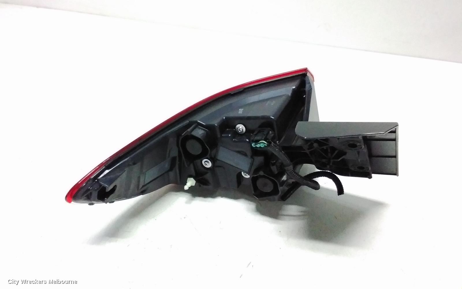 HONDA HRV RIGHT TAILLIGHT, RV, IN BODY, 12/2021 ONWARDS