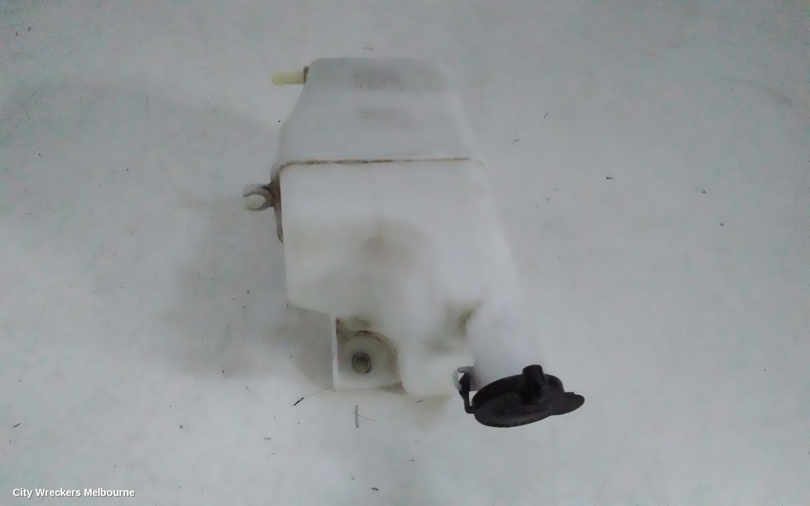 MAZDA 2 OVERFLOW BOTTLE, DE SERIES, 09/2007 - 09/2014
