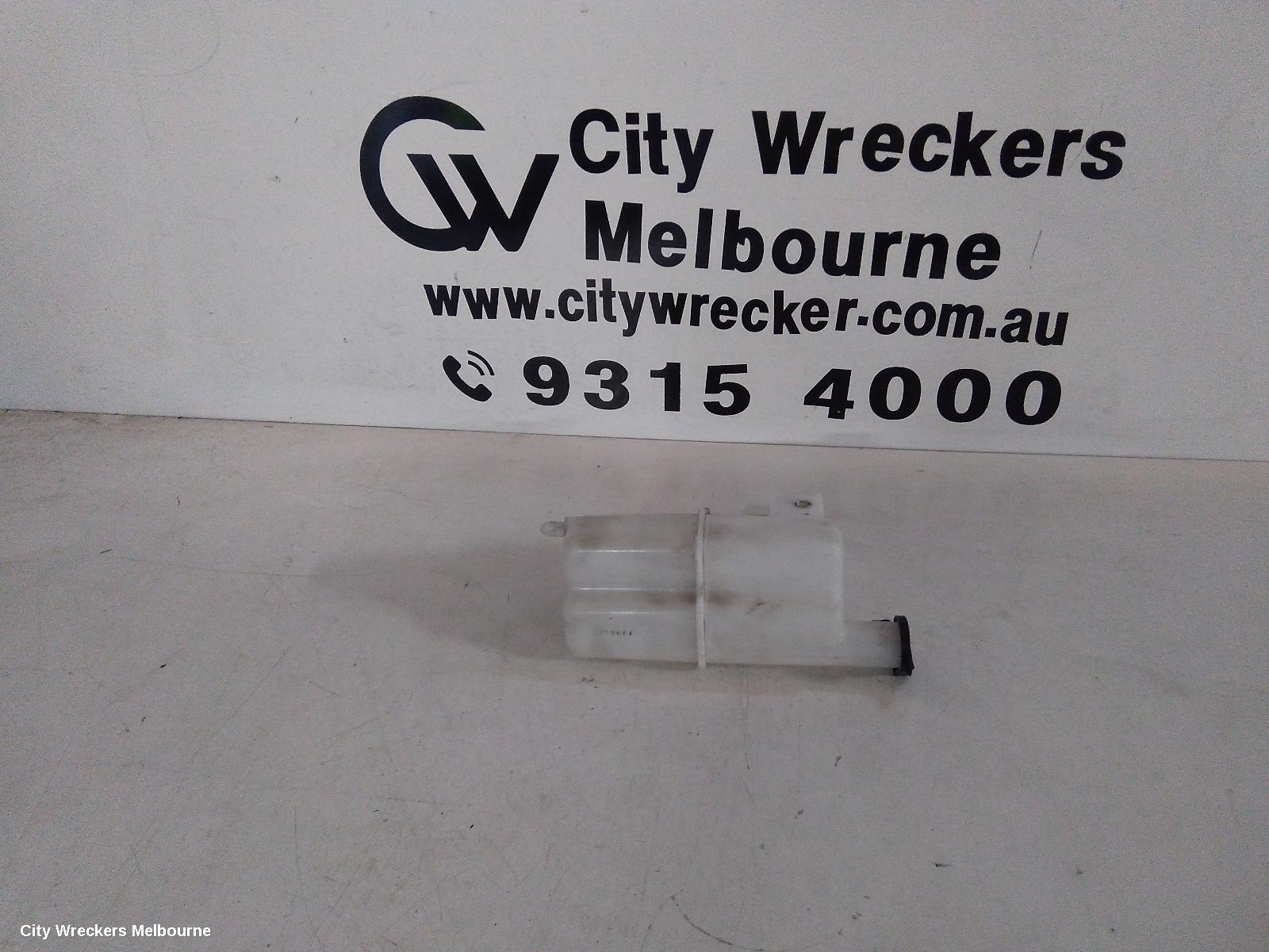 MAZDA 2 OVERFLOW BOTTLE, DE SERIES, 09/2007 - 09/2014