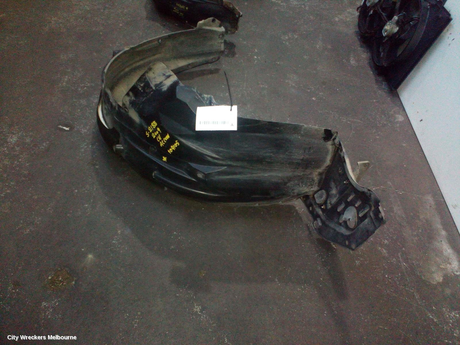 HONDA ACCORD RIGHT GUARD LINER, 8TH GEN, EURO (VIN JHMCU), 06/2008 - 12/2015