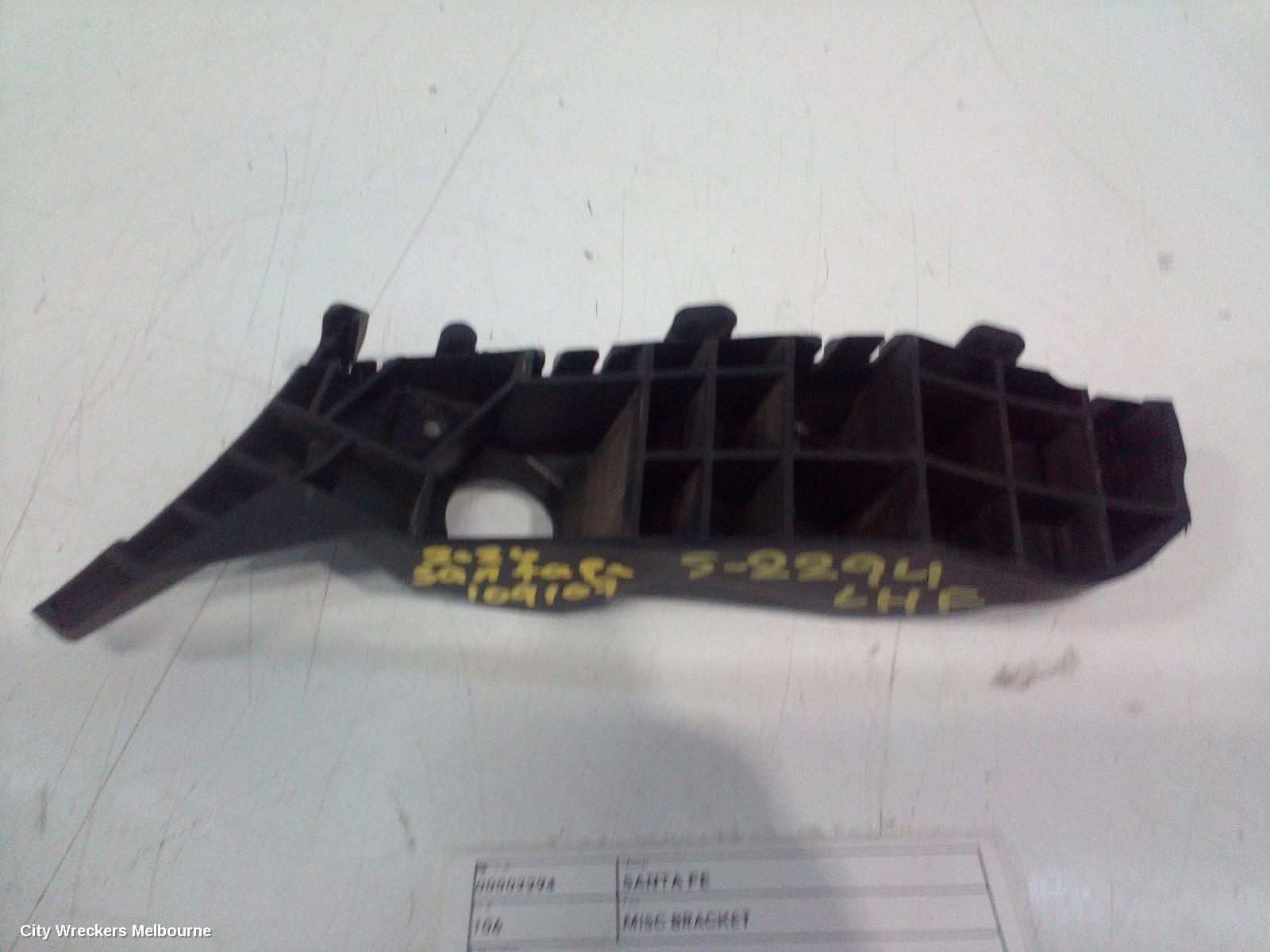 HYUNDAI SANTA FE, TM, 03/2018 - 10/2023, LHF BAR BRAKET: 109107