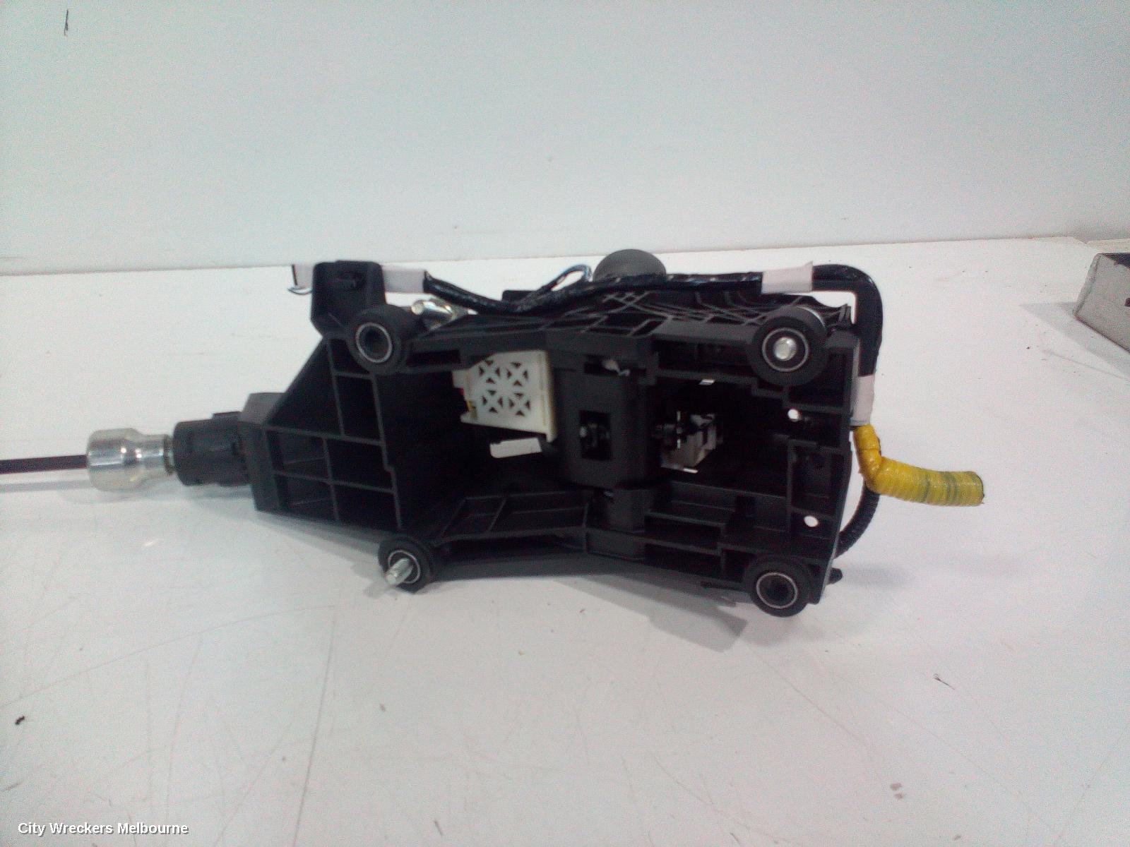 TOYOTA RAV4 GEAR STICK/SHIFTER, AUTO T/M, XA40, 12/2012 - 11/2018