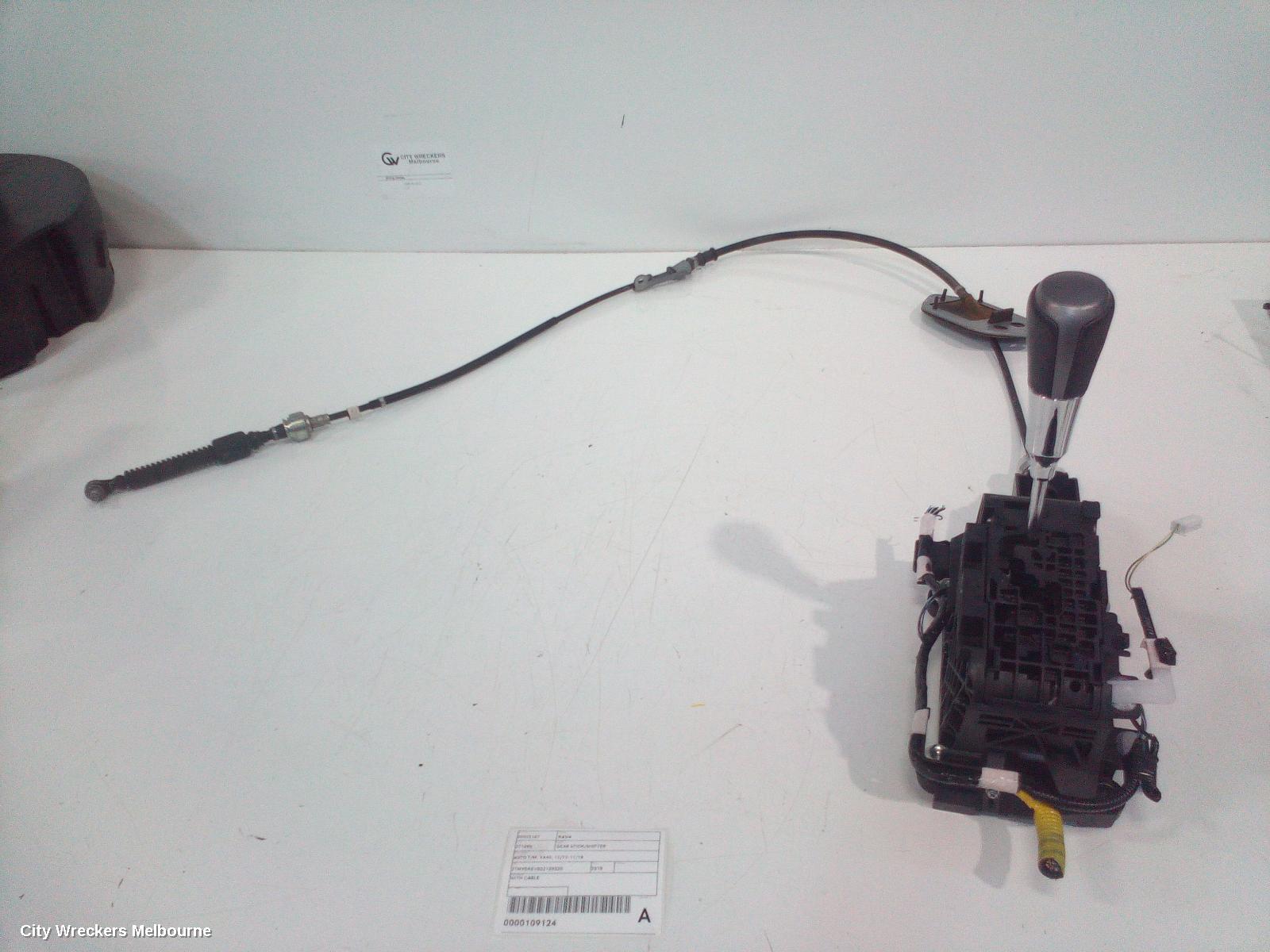 TOYOTA RAV4 GEAR STICK/SHIFTER, AUTO T/M, XA40, 12/2012 - 11/2018