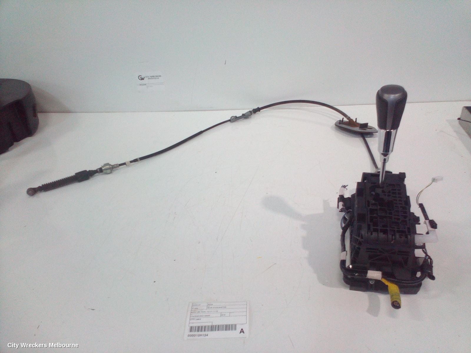 TOYOTA RAV4 GEAR STICK/SHIFTER, AUTO T/M, XA40, 12/2012 - 11/2018