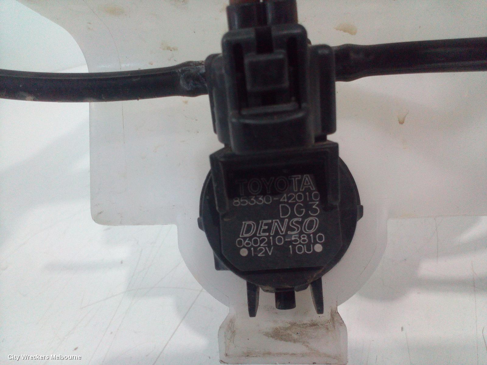 TOYOTA RAV4 WASHER BOTTLE, XA40, NON H/LAMP WASHER TYPE, 12/2012 - 11/2018
